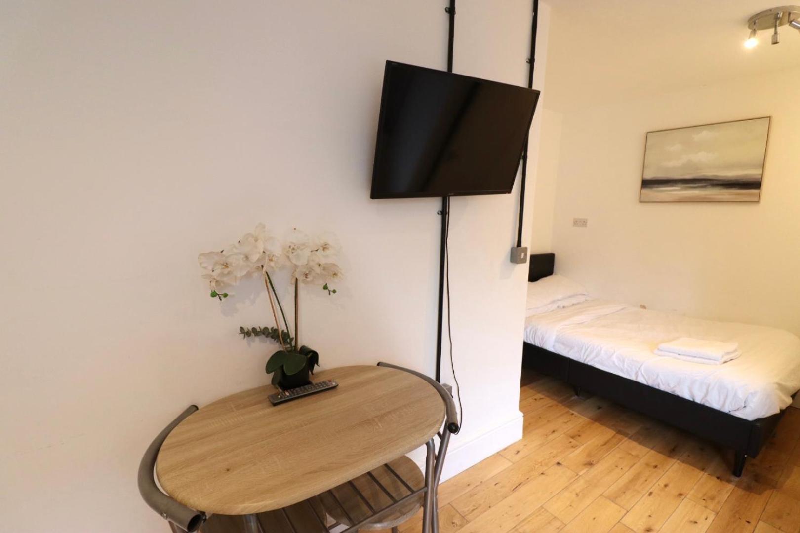 شقة Flat 4, 10 St John'S بورنماوث المظهر الخارجي الصورة