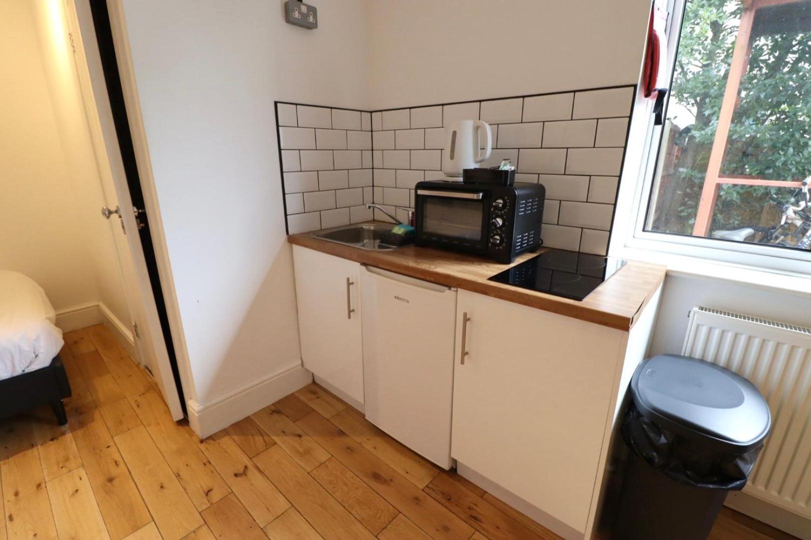 شقة Flat 4, 10 St John'S بورنماوث المظهر الخارجي الصورة